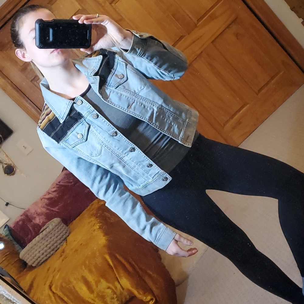 Custom patch Denim jacket - Picture 9 of 9